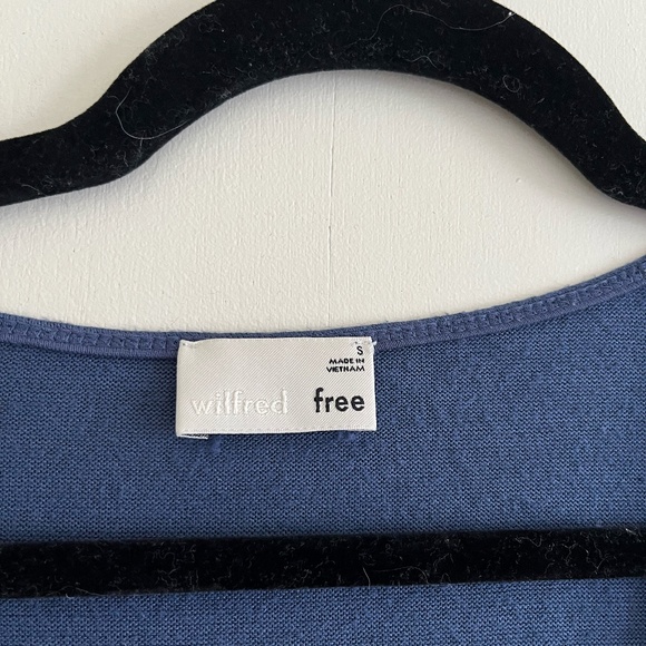 *Blue* Aritizia Wilfred Free Gail Dress Knit V-Neck (Blue Colour) - Picture 5 of 7